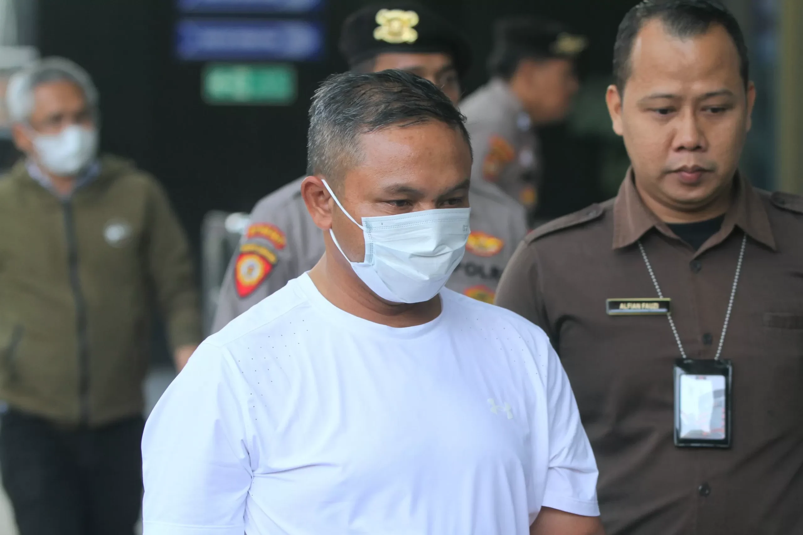 KPK Bongkar Kasus Korupsi Gubernur Riau